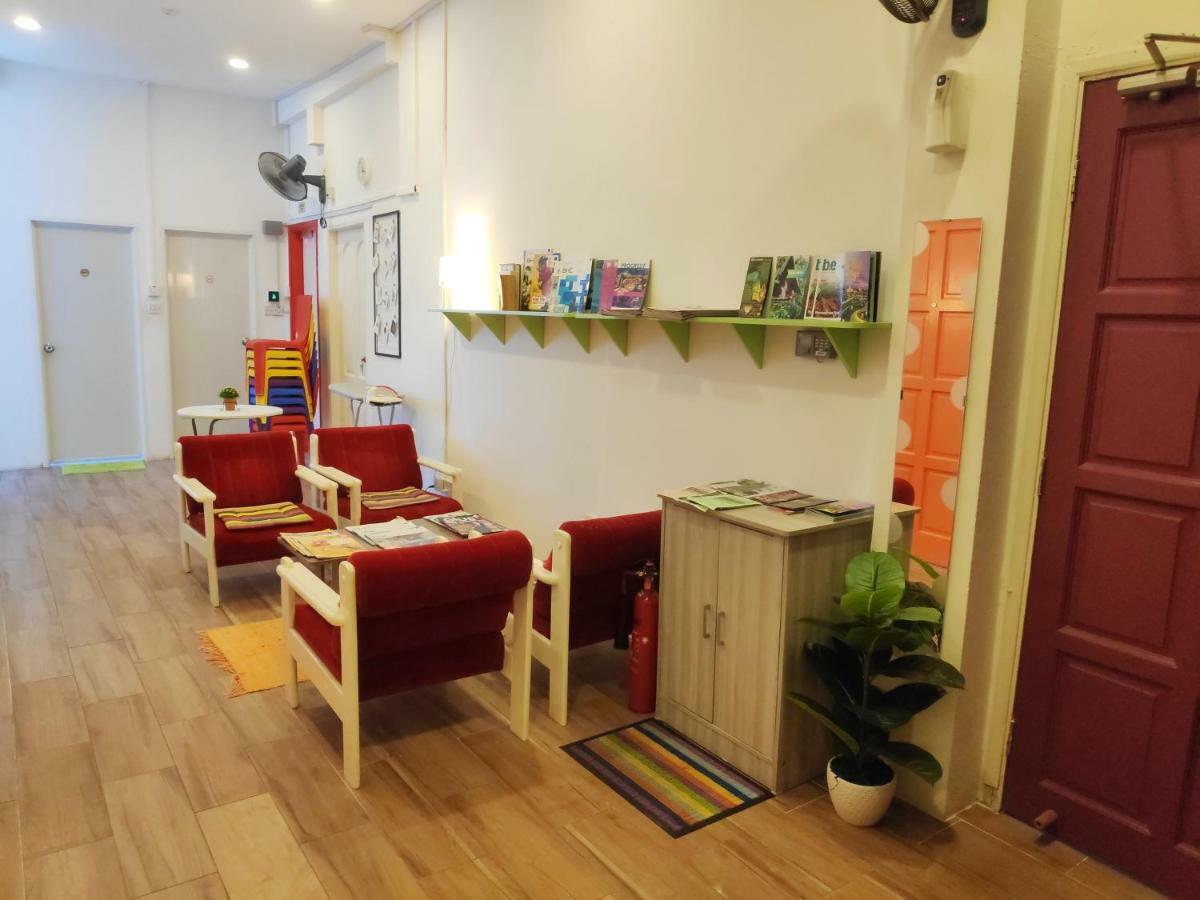Ez Lodgings Kampong Gadong Exteriér fotografie